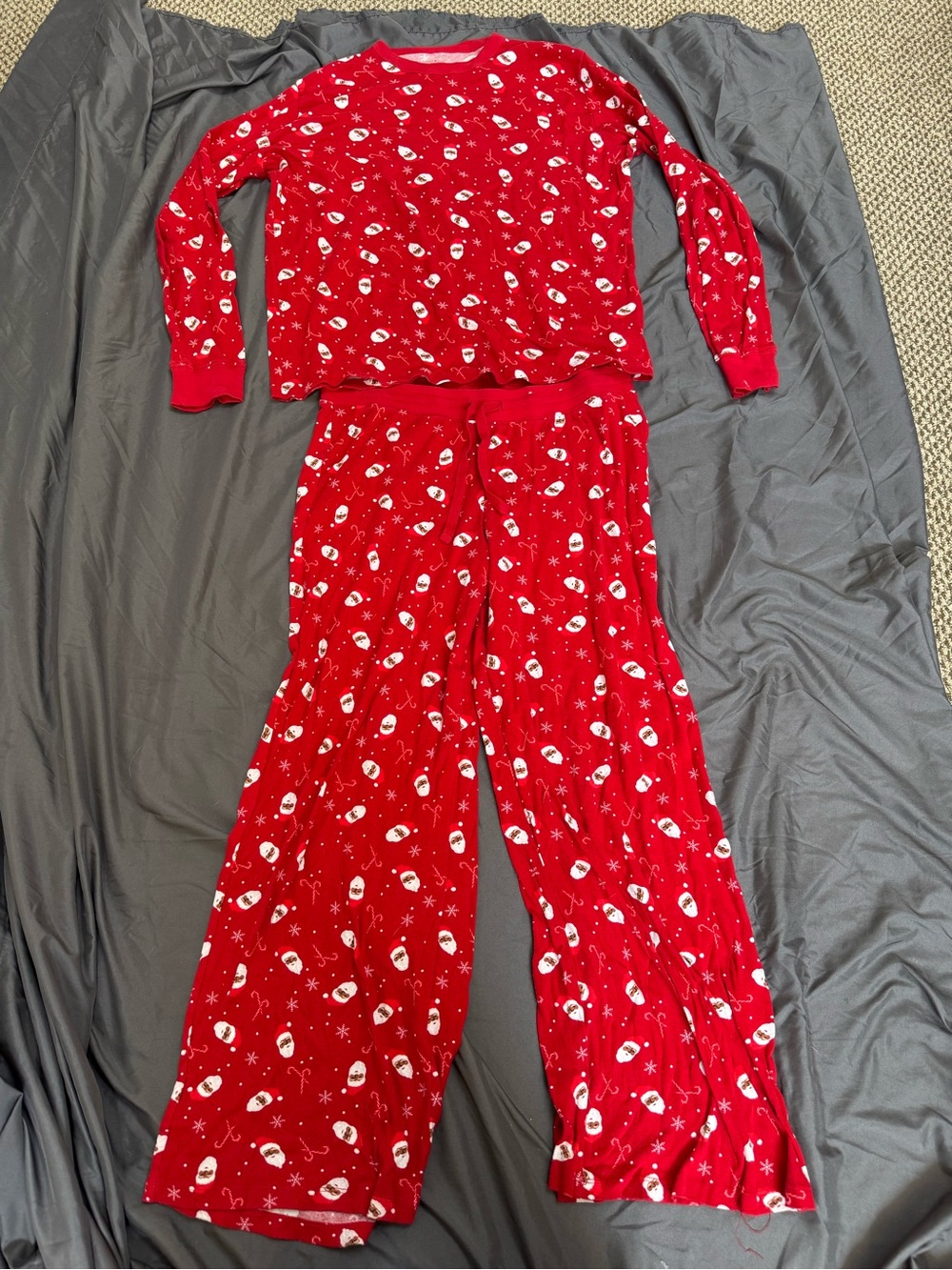 Wondershop Red and White Holiday Sleep Set